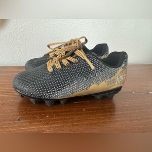 DSG Kids' Speed Viper Multi Sport Cleats Black/Gold Size 8k kids Soccer